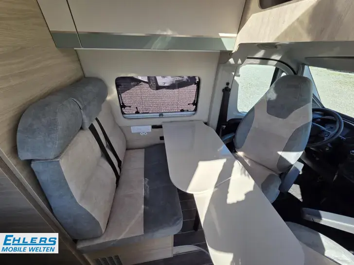 Fahrzeugbild Forster Livin Up Pro FV 599 VBL 140PS/Travel-Line/Rückfahrkamera/Aufbaubatterie #11
