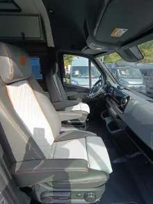 Fahrzeugbild Hymer Grand Canyon S CrossOver 600 4,1t, Solar,5G Rout #14