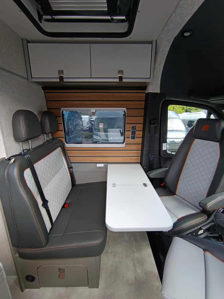 Fahrzeugbild Hymer Grand Canyon S CrossOver 600 4,1t, Solar,5G Rout #21