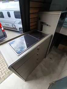 Fahrzeugbild Hymer Grand Canyon S CrossOver 600 4,1t, Solar,5G Rout #24