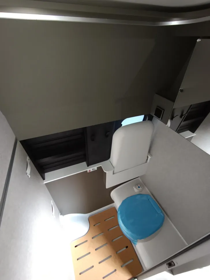 Fahrzeugbild Hymer Grand Canyon S CrossOver 600 4,1t, Solar,5G Rout #32