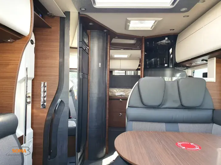 Fahrzeugbild Carthago chic c-line I 5.0 QB Mercedes - POLAR PAKET ! #8