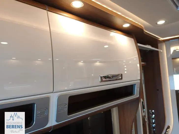 Fahrzeugbild Carthago chic e-line I 61 XL LE Mercedes #12