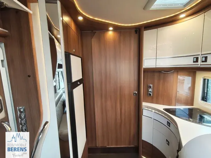 Fahrzeugbild Carthago chic e-line I 61 XL LE Mercedes #22