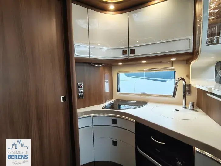 Fahrzeugbild Carthago chic e-line I 61 XL LE Mercedes #23
