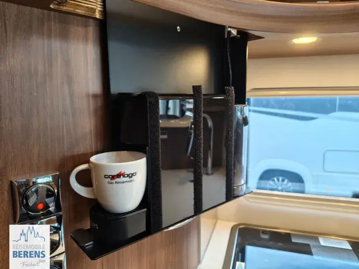 Fahrzeugbild Carthago chic e-line I 61 XL LE Mercedes #25