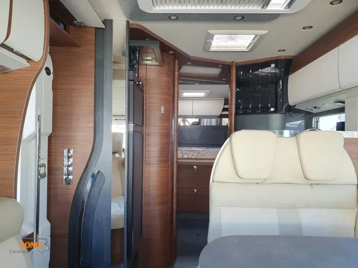 Fahrzeugbild Carthago chic c-line I 5.0 QB Mercedes #8