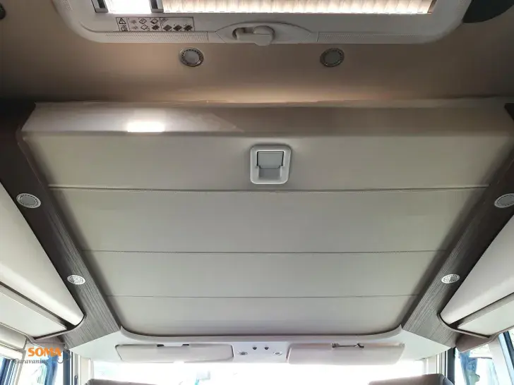 Fahrzeugbild Carthago chic c-line I 5.0 QB Mercedes #12
