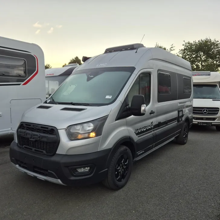 Fahrzeugbild LMC Innovan Ford 592 Sondermodell Moondust #1