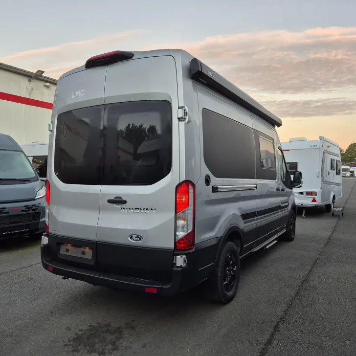 Fahrzeugbild LMC Innovan Ford 592 Sondermodell Moondust #5