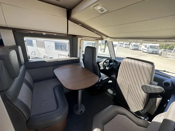 Fahrzeugbild Carthago chic c-line I 4.9 LE #8