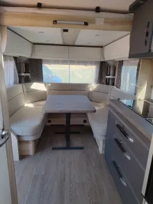 Fahrzeugbild Hobby De Luxe 515 UHK #4