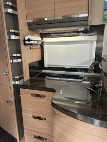 Fahrzeugbild Knaus Sky Wave 650 MF Garagenwagen, sehr gepflegt #9