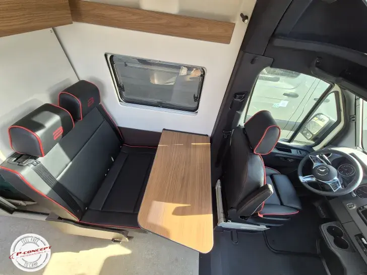 Fahrzeugbild Bürstner Habiton HM 6.0 auf dem Hof #7