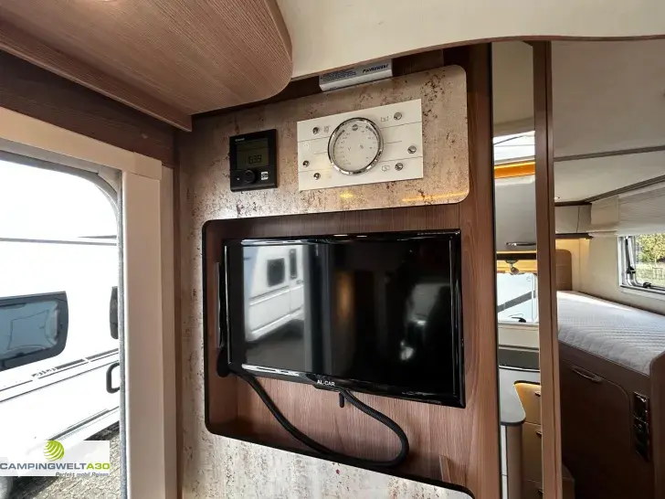 Fahrzeugbild Bürstner Lyseo HL TD 690*SAT*SOLAR*AHK*DUOC.* #18