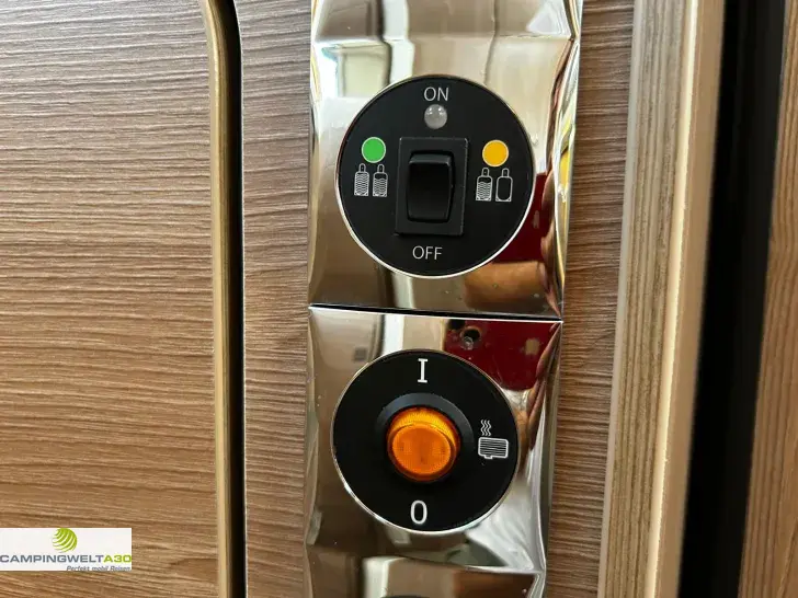 Fahrzeugbild Bürstner Lyseo HL TD 690*SAT*SOLAR*AHK*DUOC.* #29