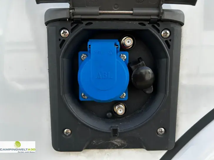 Fahrzeugbild Bürstner Lyseo HL TD 690*SAT*SOLAR*AHK*DUOC.* #36