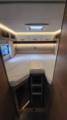 Weitere Betten Weinsberg CaraSuite EDITION SPICY 650 MEG TV/LTE Antenne