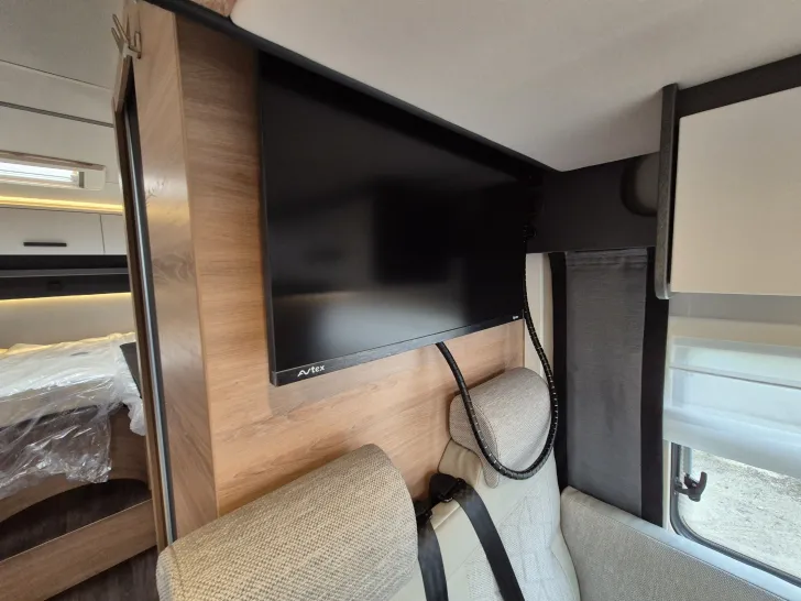 Fahrzeugbild Knaus L!VE / LIVE Wave 650 MEG *Black-Selection* #26