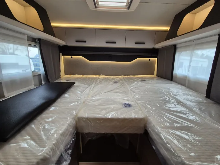 Fahrzeugbild Knaus L!VE / LIVE Wave 650 MEG *Black-Selection* #37