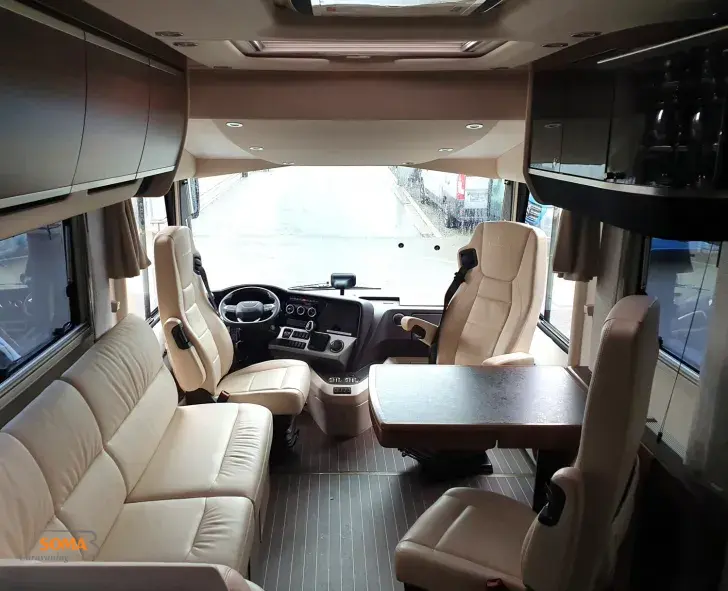 Fahrzeugbild Concorde Charisma 910 LI #10