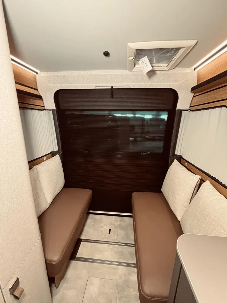 Fahrzeugbild Hymer Venture S Mercedes Tageszulassung! #13