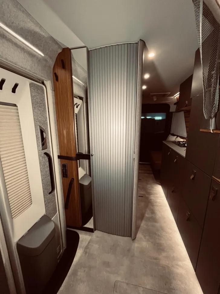 Fahrzeugbild Hymer Venture S Mercedes Tageszulassung! #22