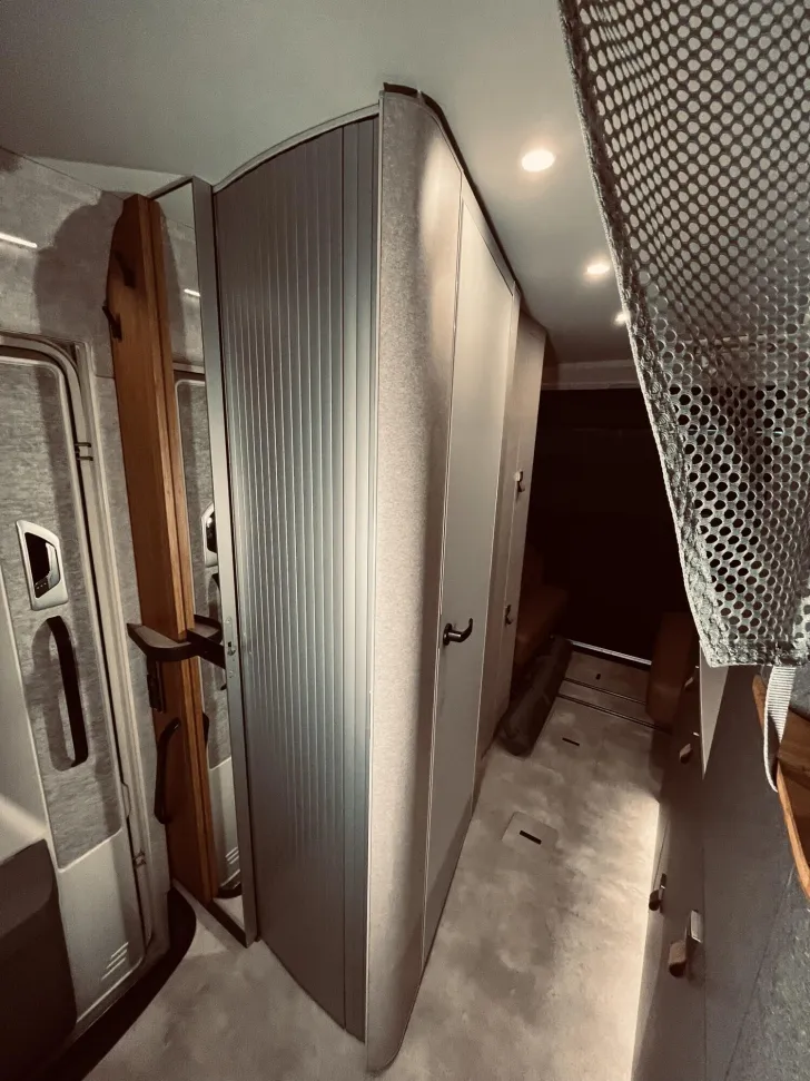 Fahrzeugbild Hymer Venture S Mercedes Tageszulassung! #23