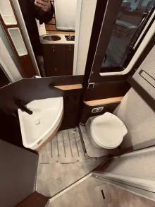 Fahrzeugbild Hymer Venture S Mercedes Tageszulassung! #25