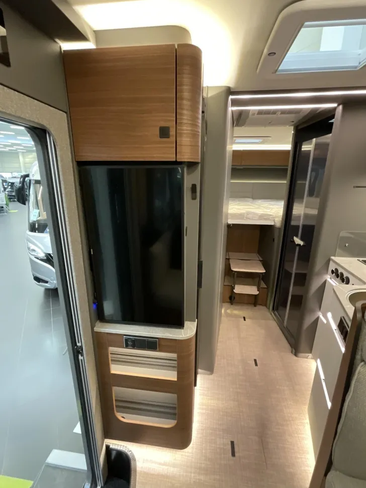 Fahrzeugbild Hymer B-Klasse MC I 680 Artkispaket, Dachklima, Autark #10