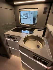 Fahrzeugbild Hymer B-Klasse MC I 680 Artkispaket, Dachklima, Autark #12