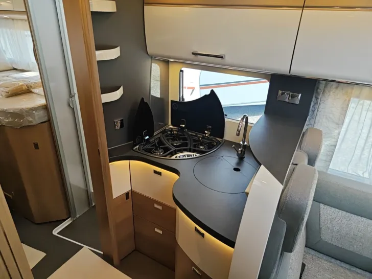 Fahrzeugbild Carthago C1-tourer T 147 RB LE K comfort Mercedes #13