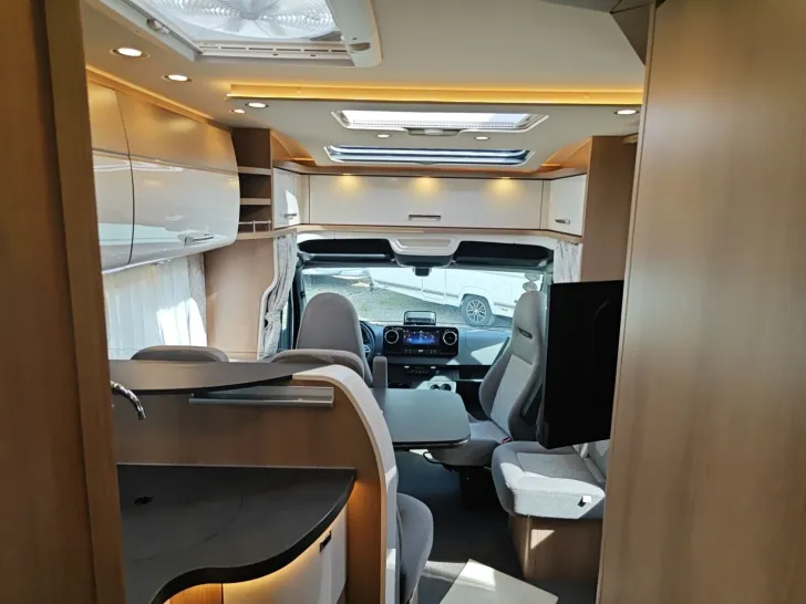Fahrzeugbild Carthago C1-tourer T 147 RB LE K comfort Mercedes #19