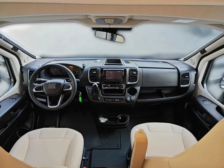 Fahrzeugbild Carthago C1-tourer T 143 KB LE comfort Fiat #10