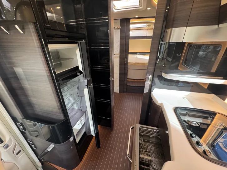 Fahrzeugbild Concorde Charisma 910 MI *I. Hand*AHK*Hubstützen #12