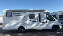 Seitlich Hymer Exsis-t 580 Pure