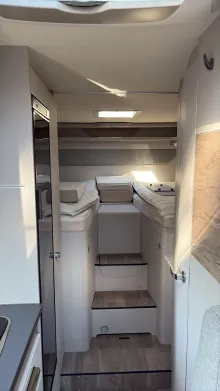 Sicht vorne-hinten Hymer Exsis-t 580 Pure
