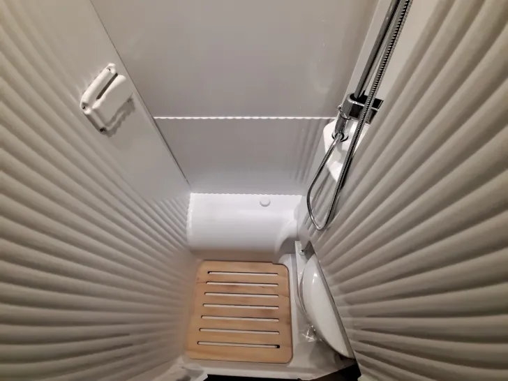 Fahrzeugbild Carado V 339 Pro+, Solar, LTE, TV-Paket #14