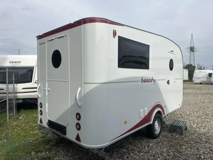 Fahrzeugbild Hobby Beachy 420+ #4
