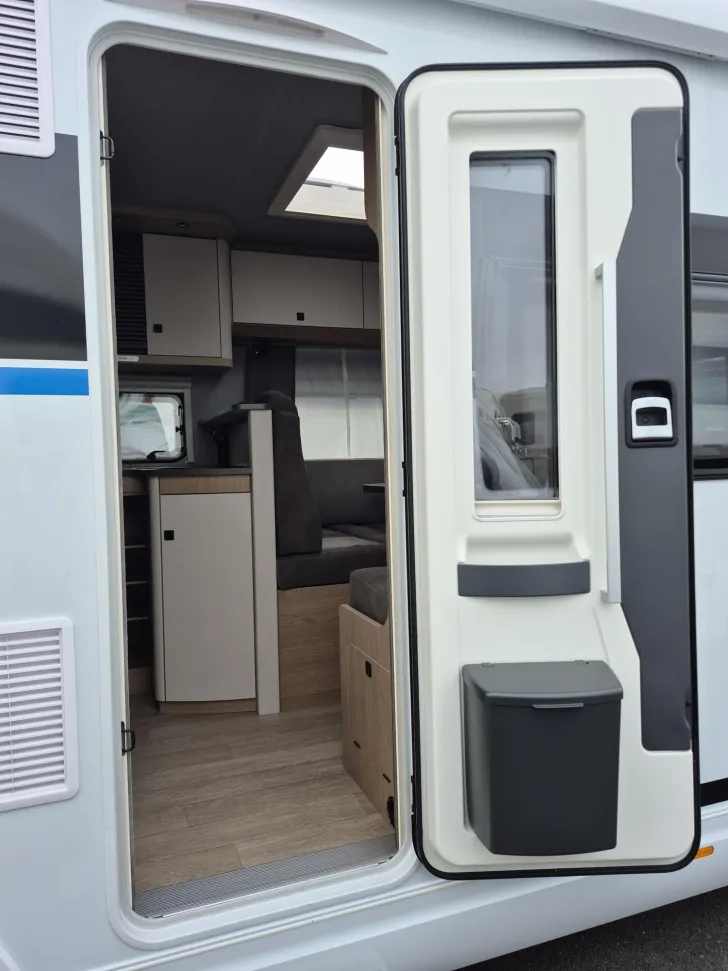 Fahrzeugbild Hobby OnTour T 700 F Automatik/ #13