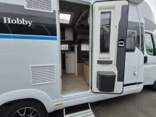 Fahrzeugbild Hobby OnTour T 700 FH Hubbett/Markise #9