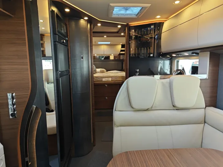 Fahrzeugbild Carthago chic c-line I 5.0 QB L Mercedes #18