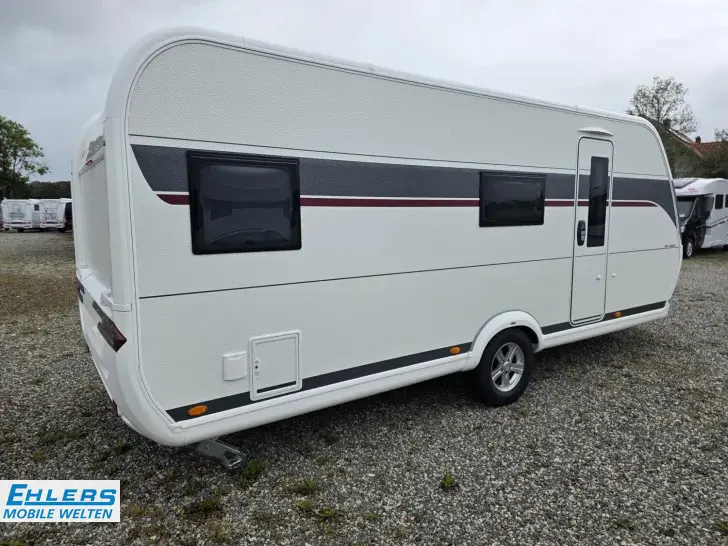 Fahrzeugbild Hobby De Luxe 545 KMF 2000kg/Deichselabdeckung/Antieschlingerkupplung/seperate Dusche #24