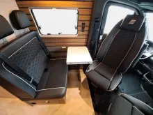 Fahrzeugbild Hymer Grand Canyon S CrossOver 600 Aufstelldach, AHK #14