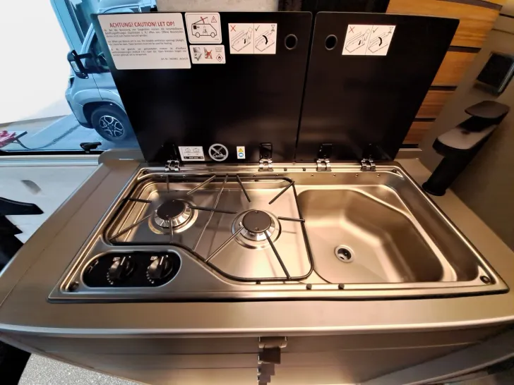 Fahrzeugbild Hymer Grand Canyon S CrossOver 600 Aufstelldach, AHK #22