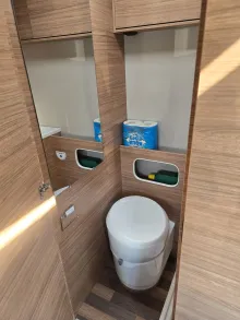 Fahrzeugbild Weinsberg CaraHome 650 MEG Aufbauklimaanlage, Markise #9