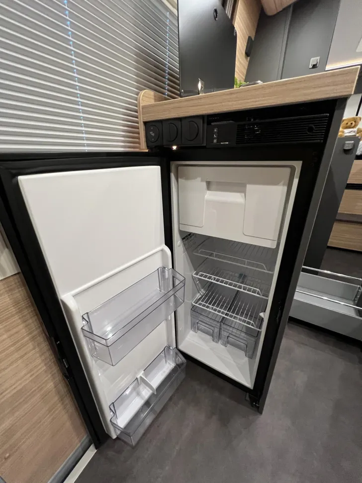 Fahrzeugbild Malibu Van charming GT skyview 640 LE RB (763) #23