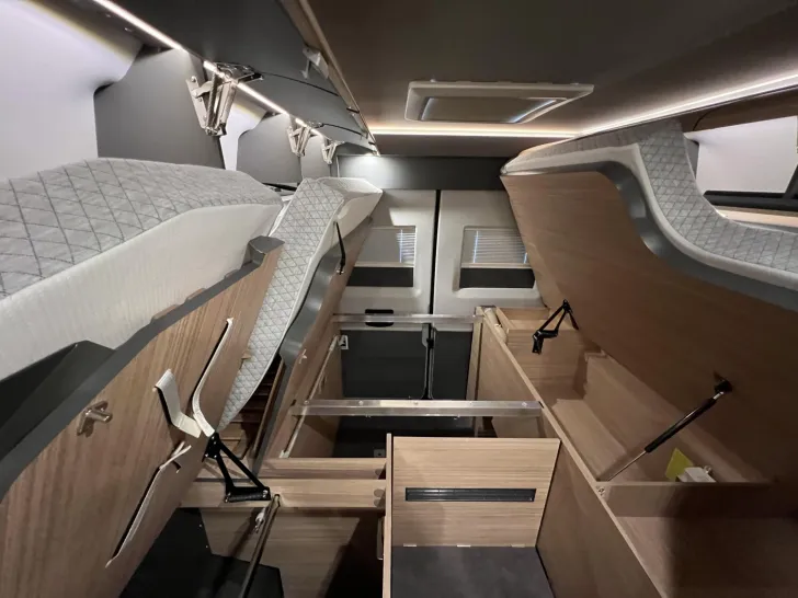 Fahrzeugbild Malibu Van charming GT skyview 640 LE RB (763) #28
