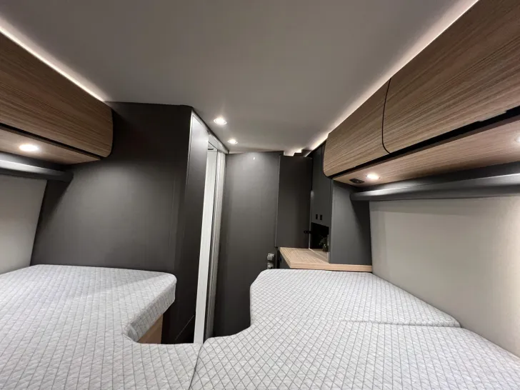 Fahrzeugbild Malibu Van charming GT skyview 640 LE RB (763) #33