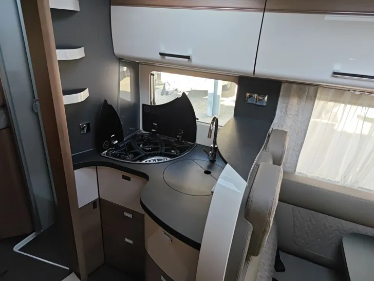 Fahrzeugbild Carthago C2-tourer I 145 RB LE comfort Mercedes #13